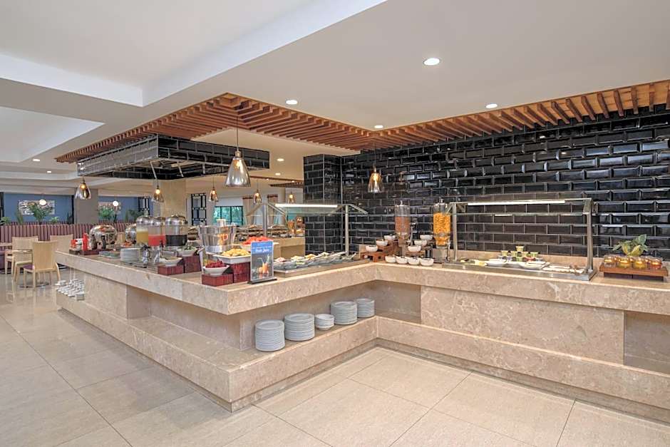 Delta Hotels by Marriott Dar es Salaam