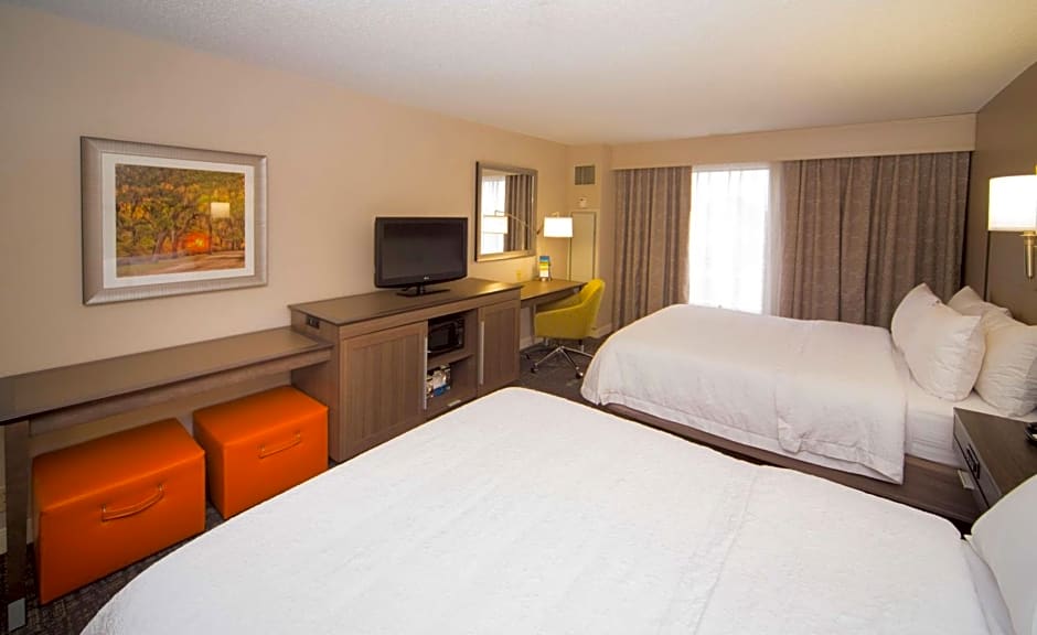 Hampton Inn By Hilton & Suites Valdosta/Conference Center