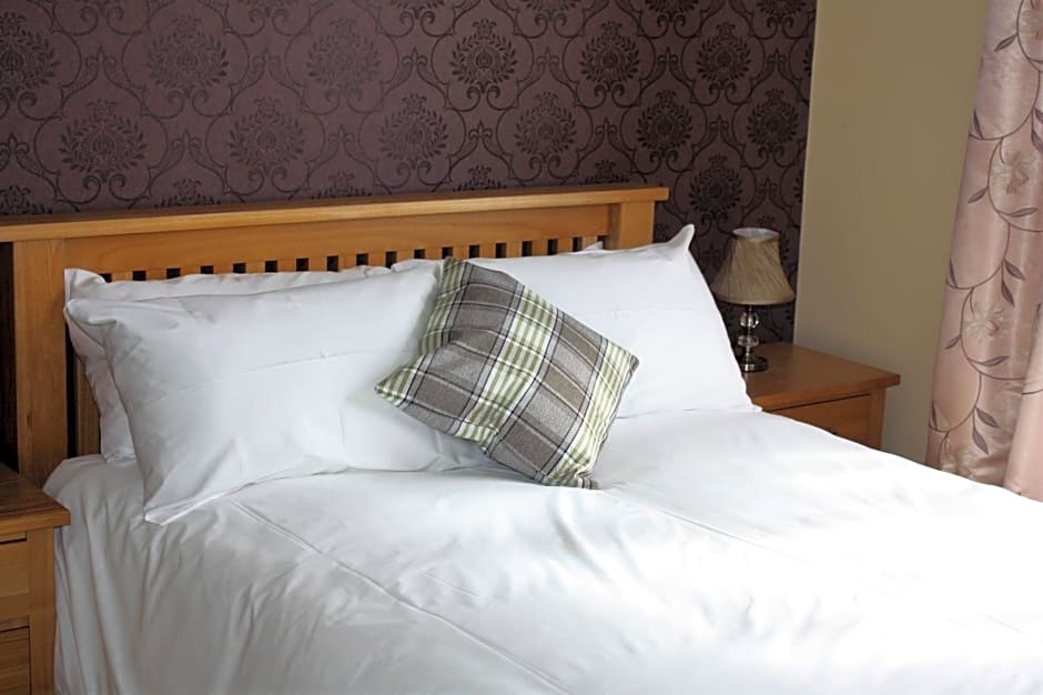 Plougastel House B&B