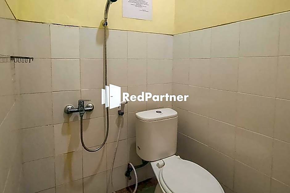 Batu Homestay Puncak Redpartner – Megamendung, PA