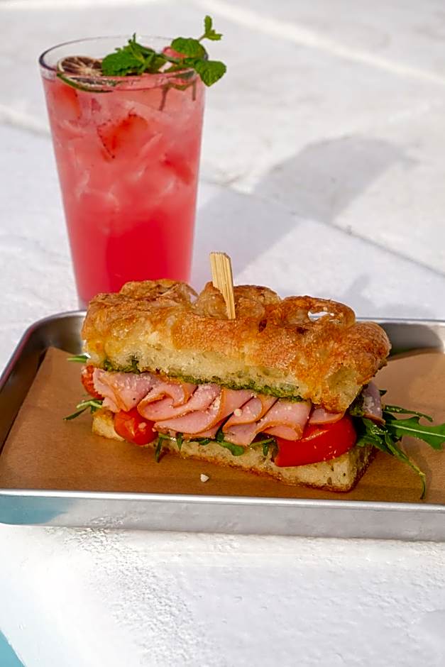 Le Pirate Beach Club Nusa Ceningan - Adults Only