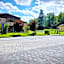 Geyserpark Village