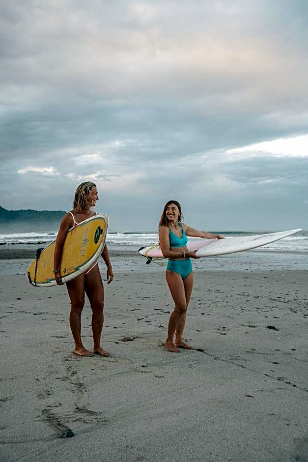 Socialtel Santa Teresa South