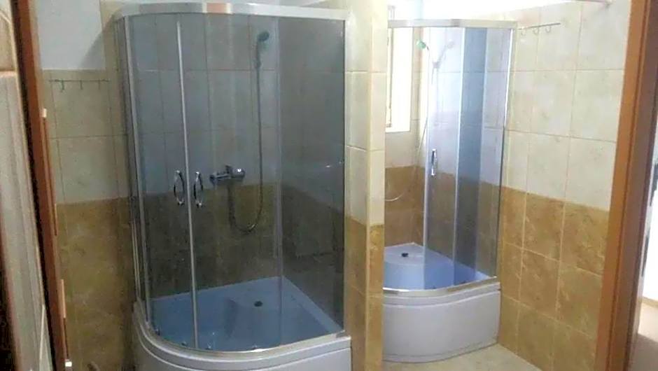 KWT Hostel Nowogard - Self Check-In - Wejscie na KOD