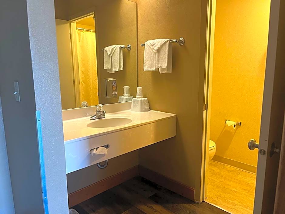 Americas Best Value Inn Kalispell