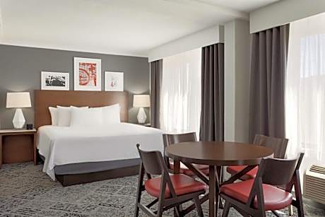 King Studio Suite with Sofa Bed - Non-Smoking