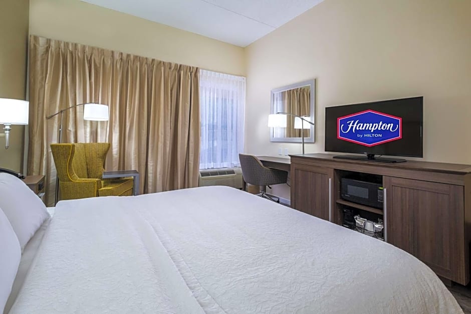 Hampton Inn By Hilton Freeport/Brunswick