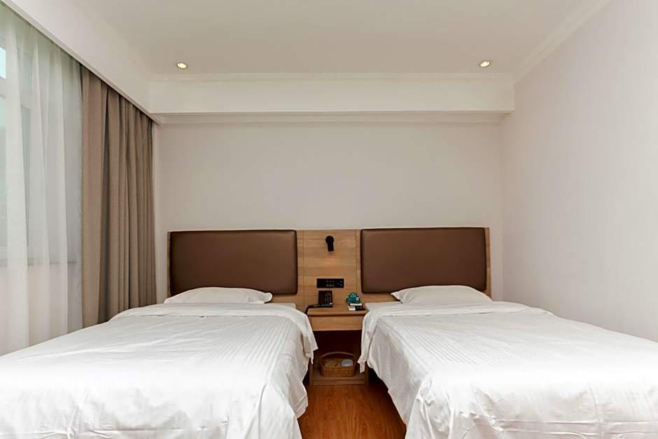 GreenTree Inn Suzhou Railway Station South Square Humble Administrator's Garden Business Hotel