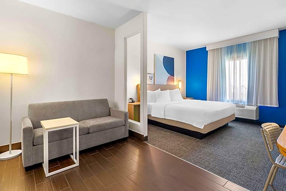 Spark by Hilton Pearland