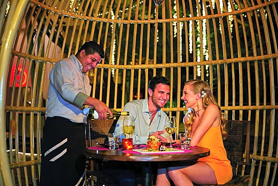 The Fives Beach Hotel & Residences All Senses Inclusive