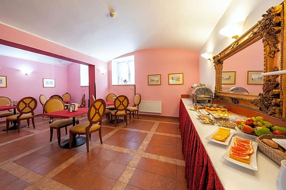 Hotel Raffaello