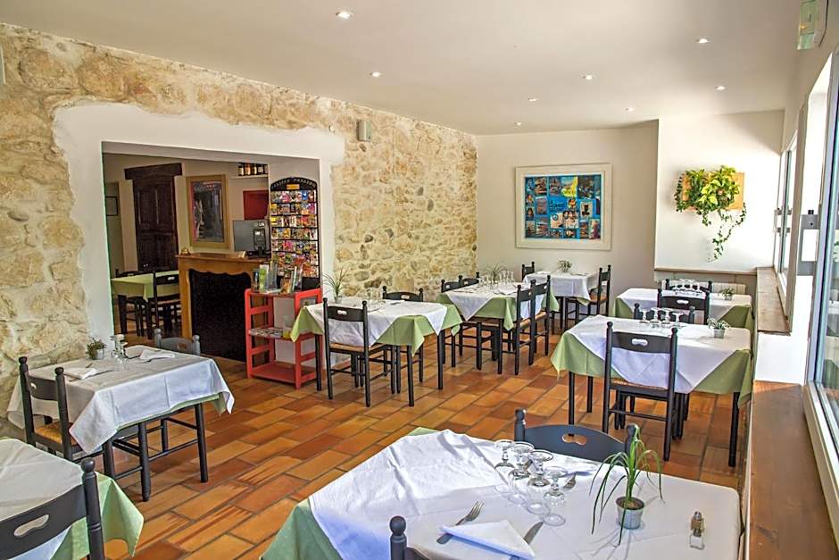 Logis Hôtel Restaurant L'Escarbille