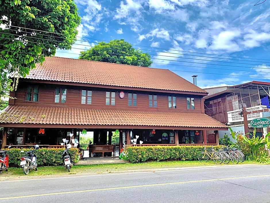 Riverhouse-The Teak House