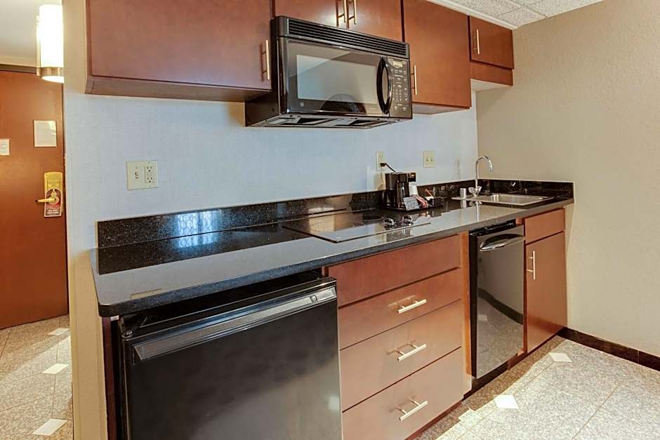 Drury Inn & Suites Louisville