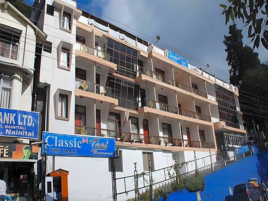 Classic The Mall Hotel