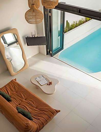 Este Villa by Hombali
