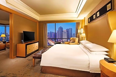 Junior King Suite