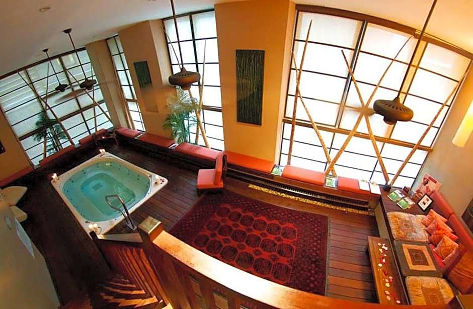 Executive Hotel Cosmopolitan