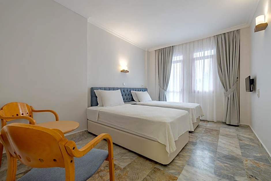 Hanedan Beach Hotel