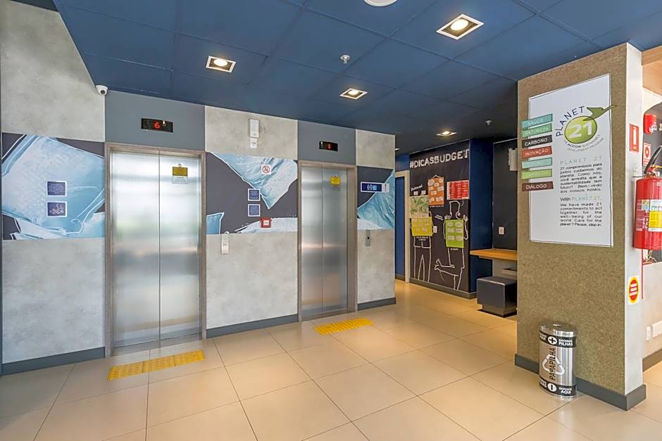 Ibis Budget Blumenau