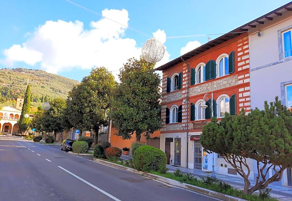Art Hotel Pietrasanta