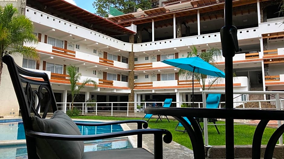 Hotel Tierras Blancas