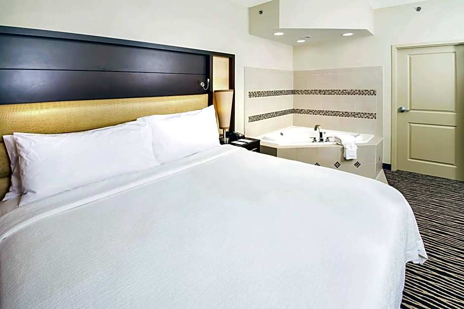 Embassy Suites By Hilton Fayetteville Fort Bragg