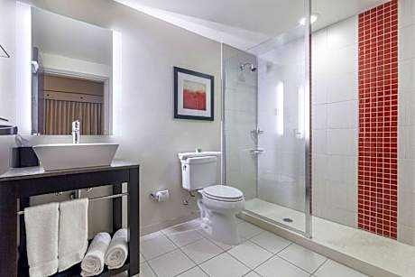 Queen Suite with Sofa Bed - Non Smoking