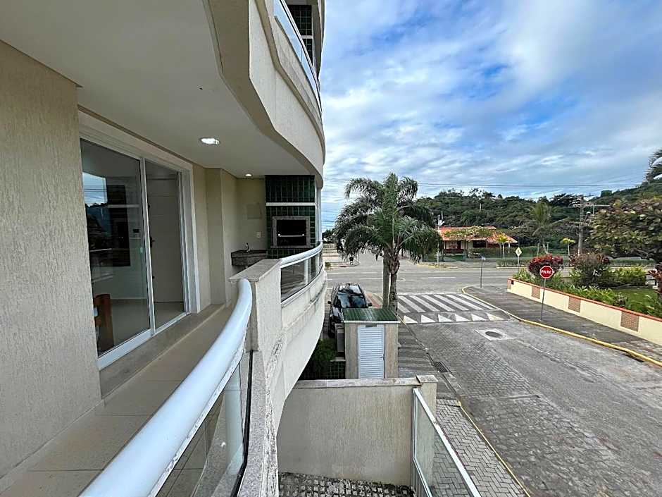 B119 - Apto para 06 pessoas perto do mar em Bombas