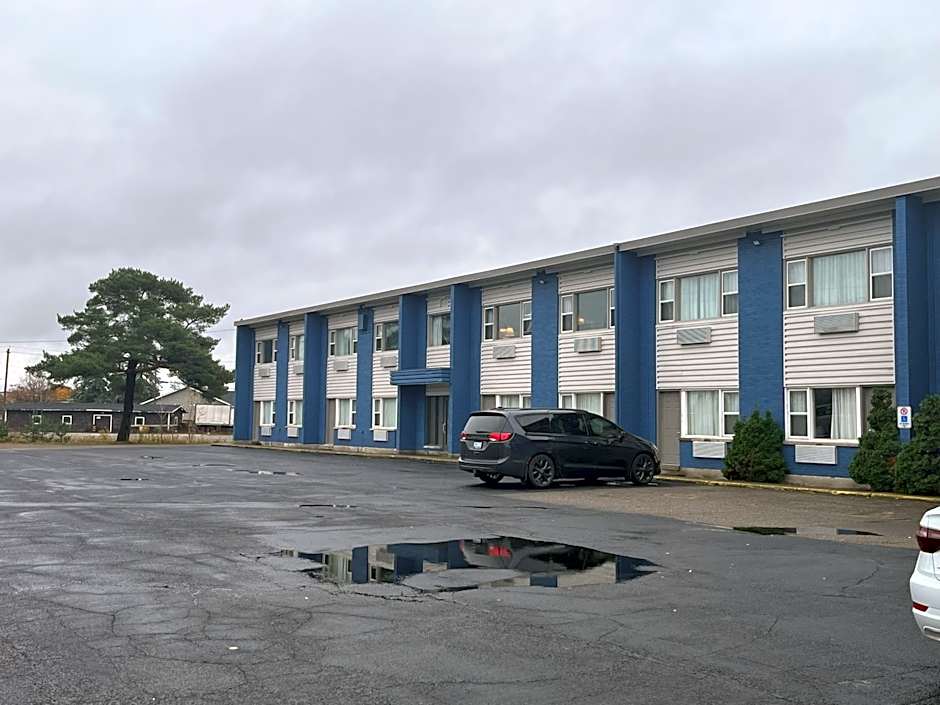 Motel 6 Sault Ste. Marie, ON