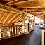 The Boulder Creek Lodge