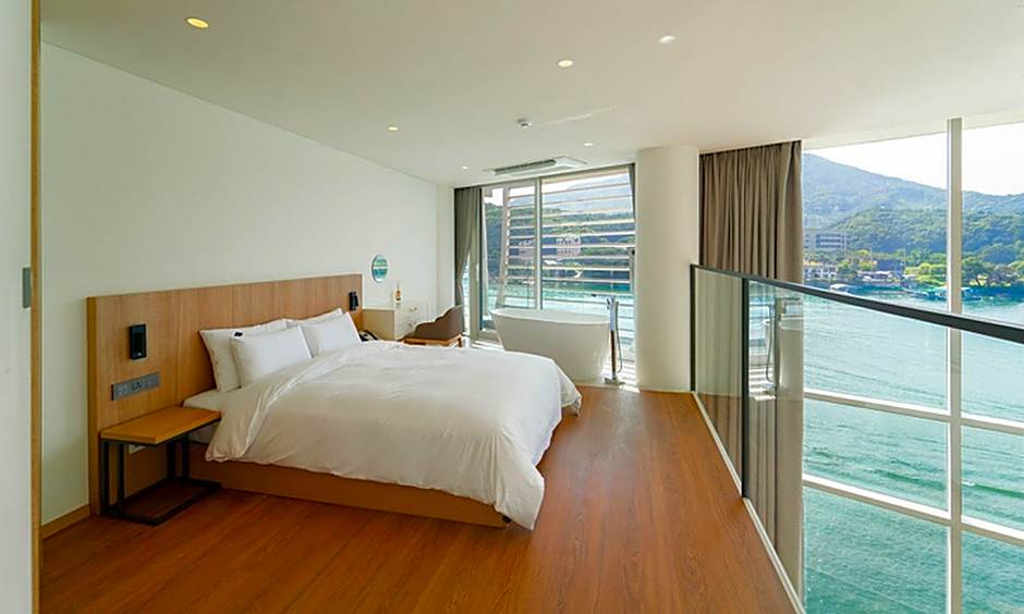 Gapyeong Hotel Suiteian