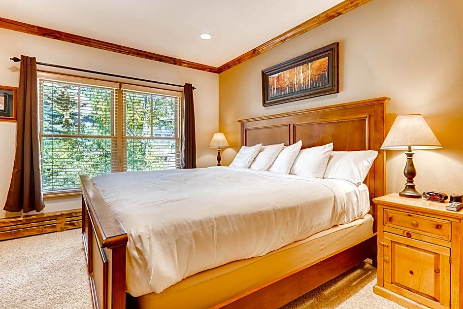 Jackpine & Black Bear Lodge