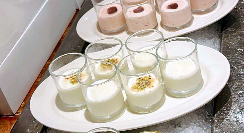 Renaissance Dhaka Gulshan Hotel
