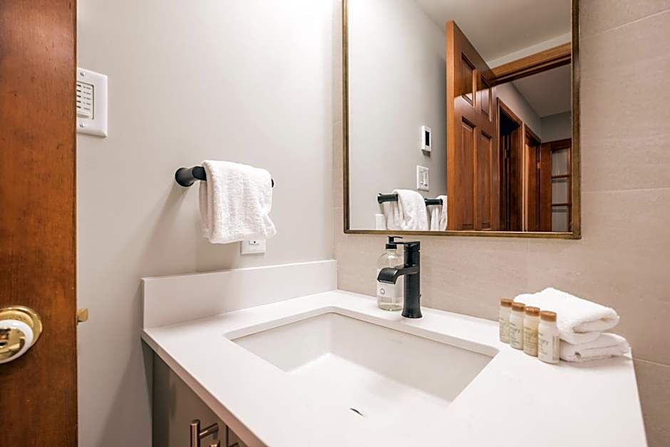 Arrowhead Point by Outpost Whistler