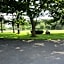 Pinecrest Motel