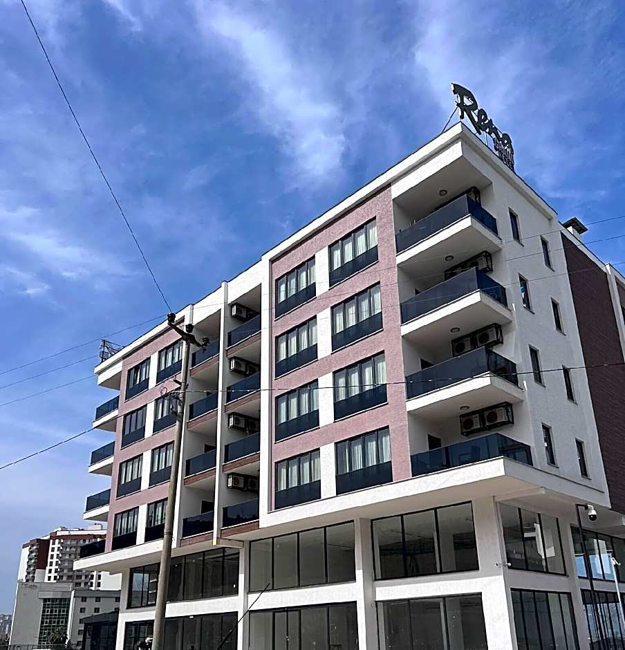 Rena Grand Residence & Suit