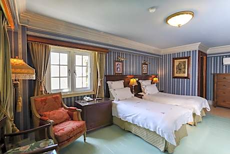 Duplex Quadruple Room