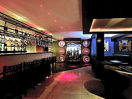 Golden Chariot Vasai - Hotel and Spa