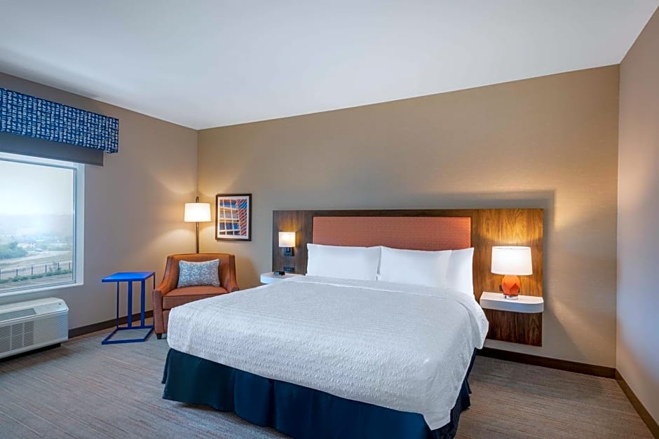 Hampton Inn By Hilton Kansas City Southeast, MO