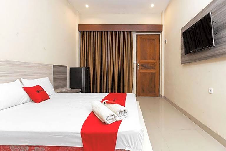 RedDoorz Syariah @ Batua Raya