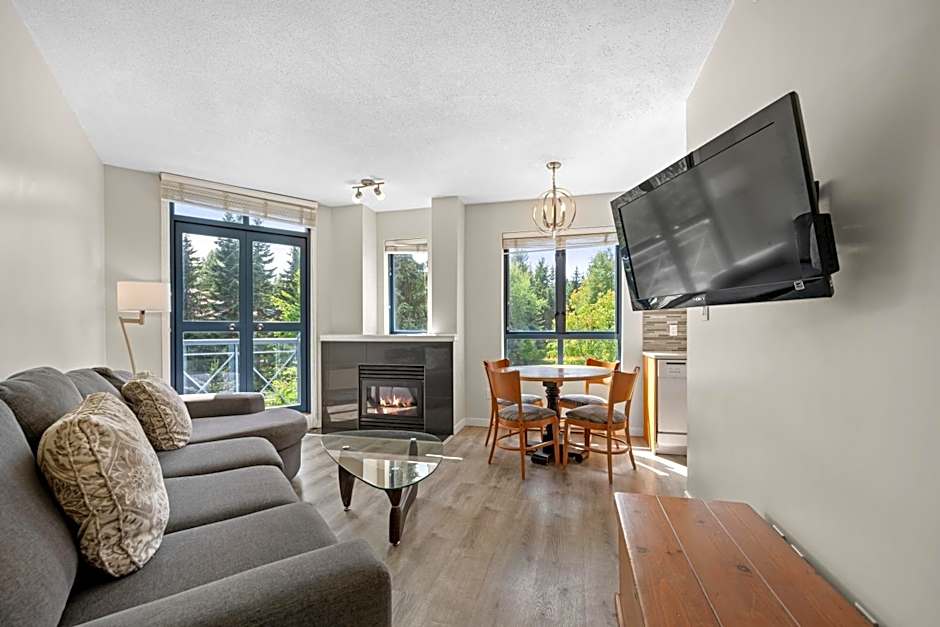 Alpenglow Lodge Two Bedroom Apartment by MVA