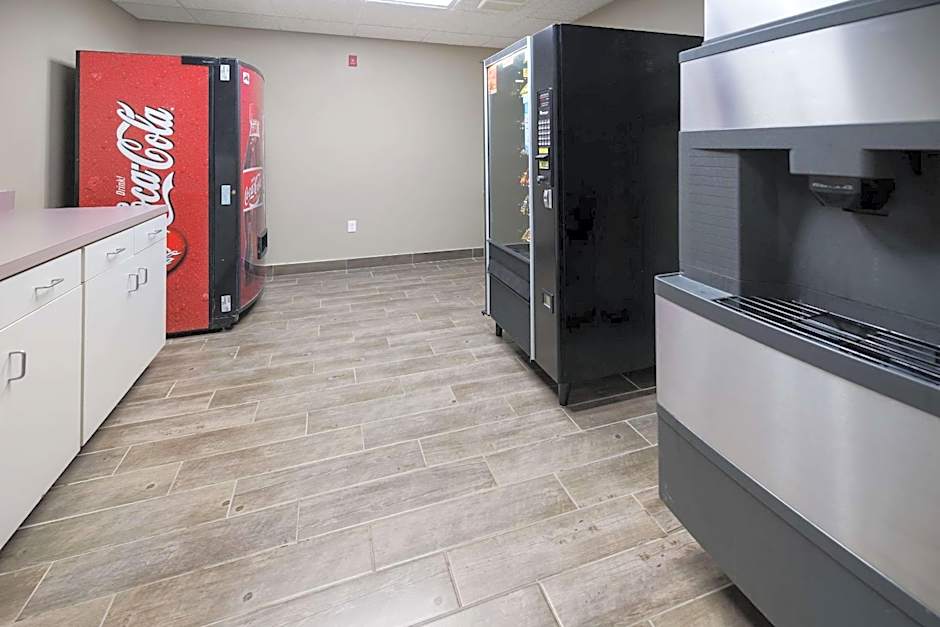 Sleep Inn & Suites Port Clinton