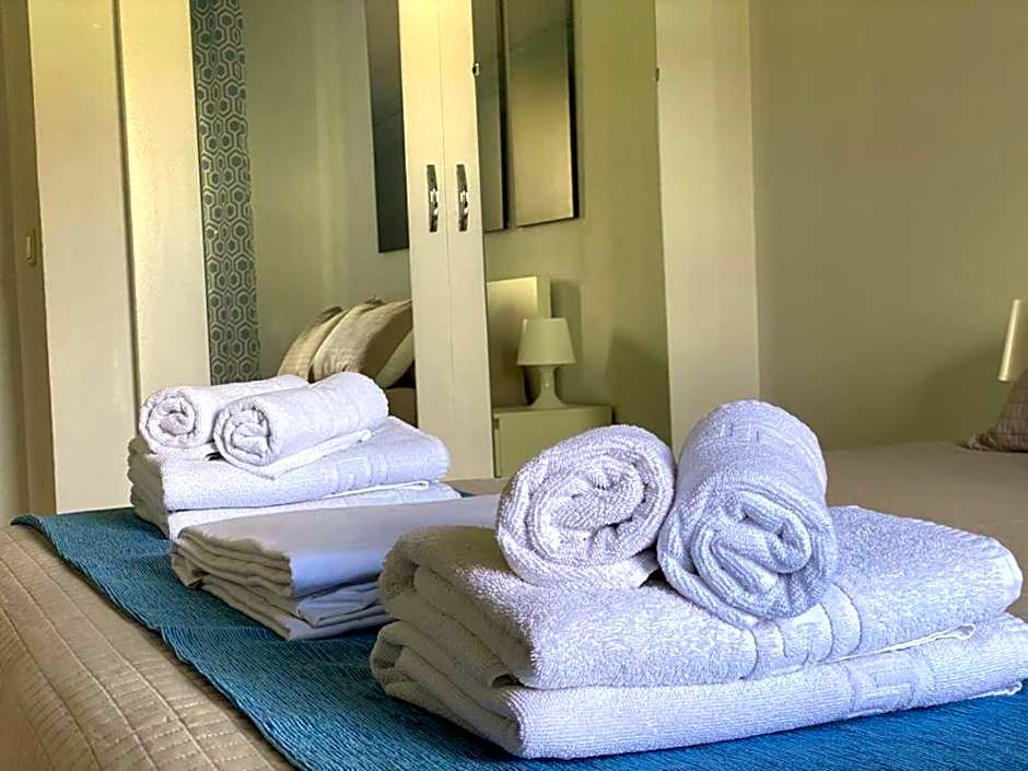 Apartamentos Benal Beach Group