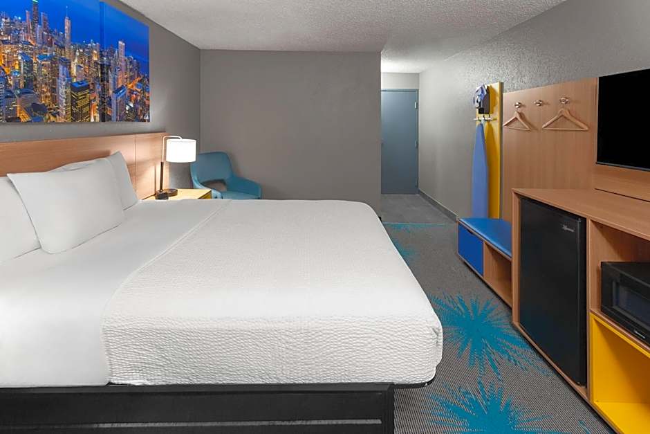 Days Inn by Wyndham Waukegan