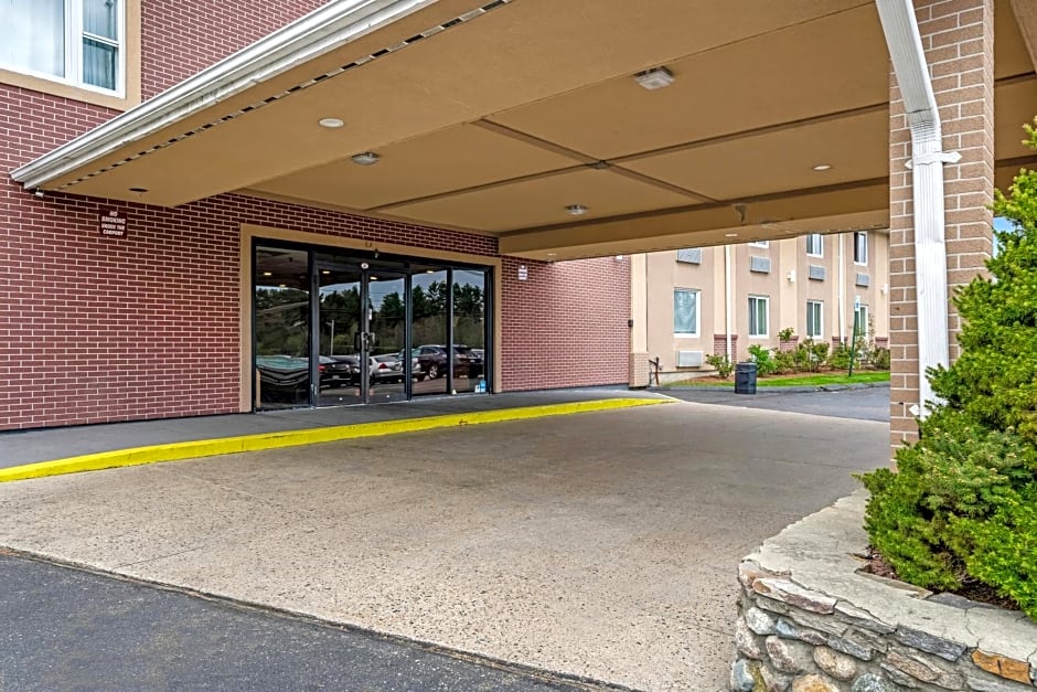 Americas Best Value Inn Foxboro