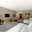 Quality Inn & Suites Oakville