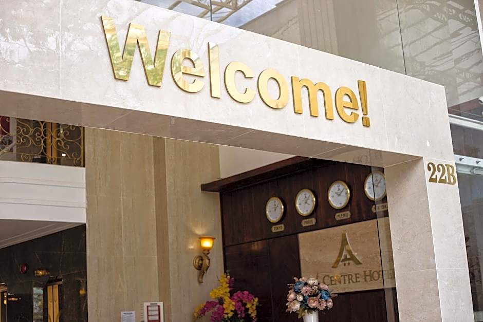 Le Centre Hotel