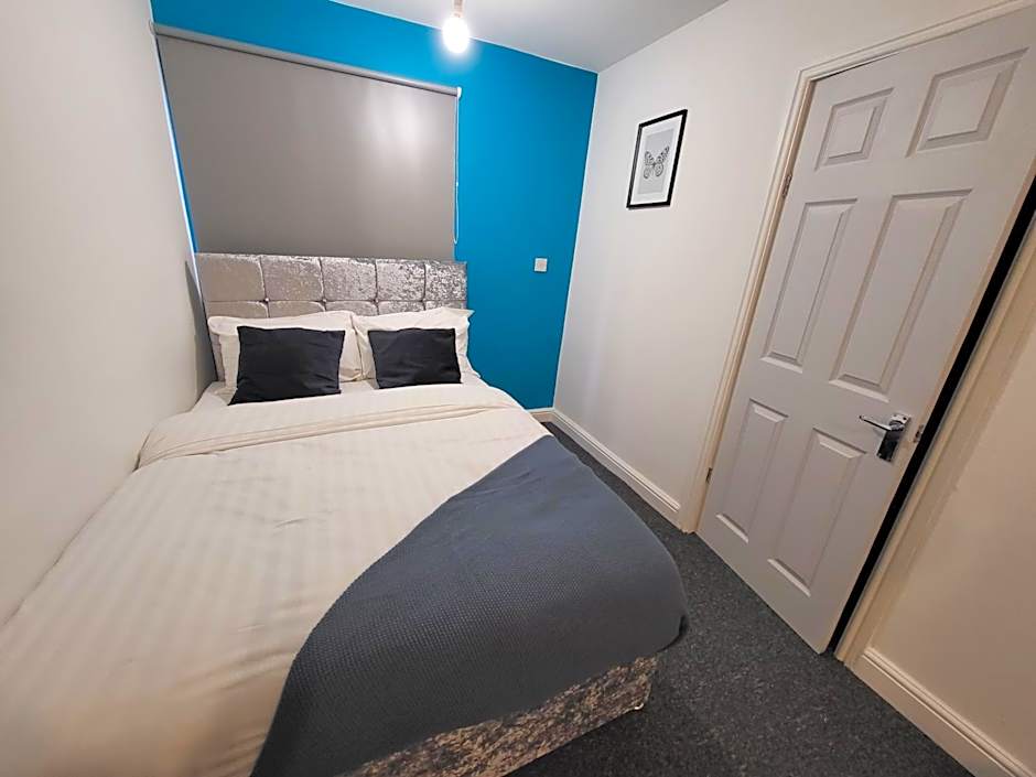 Premier Studios Nottingham - Tring Vale