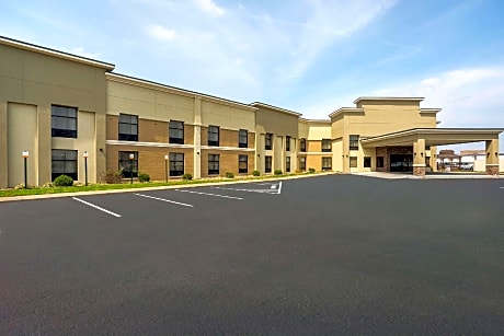 Clarion Inn & Suites